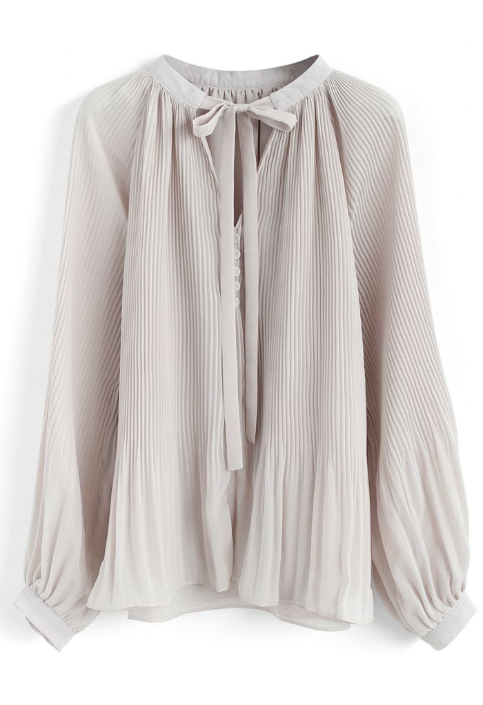 Winsome Look Pleated Chiffon Top in Cream