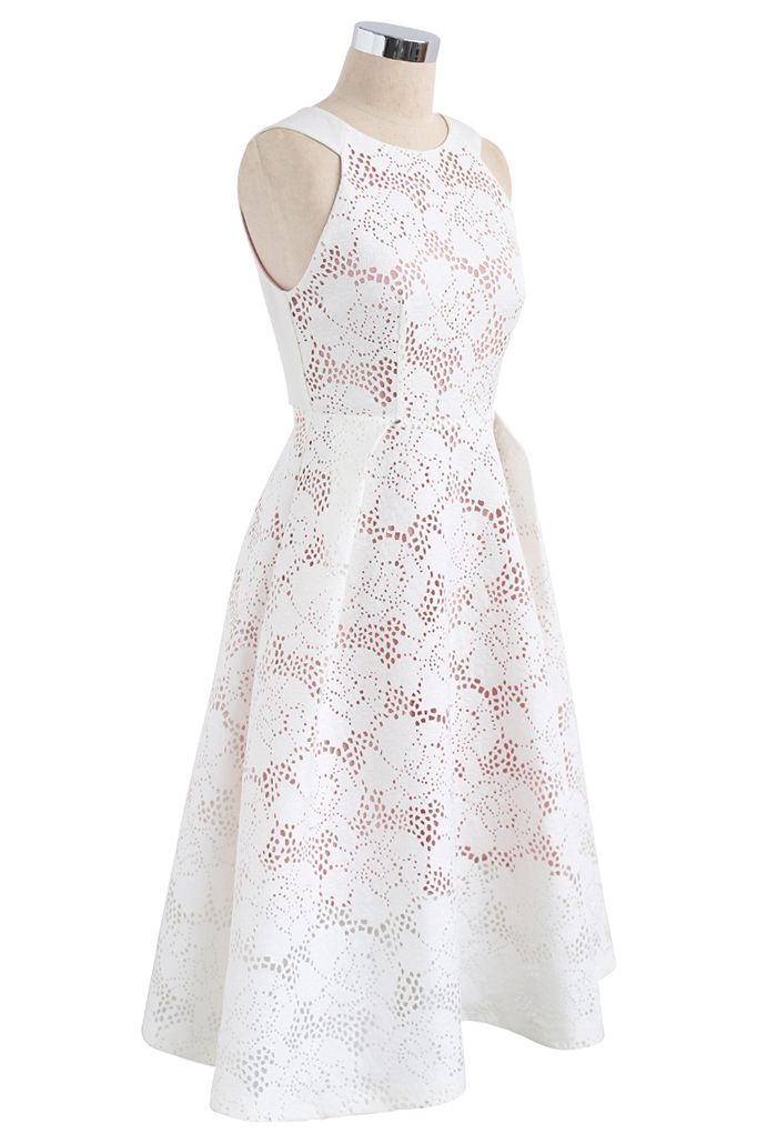 Uniqueness Floral Cut-Out White Dress