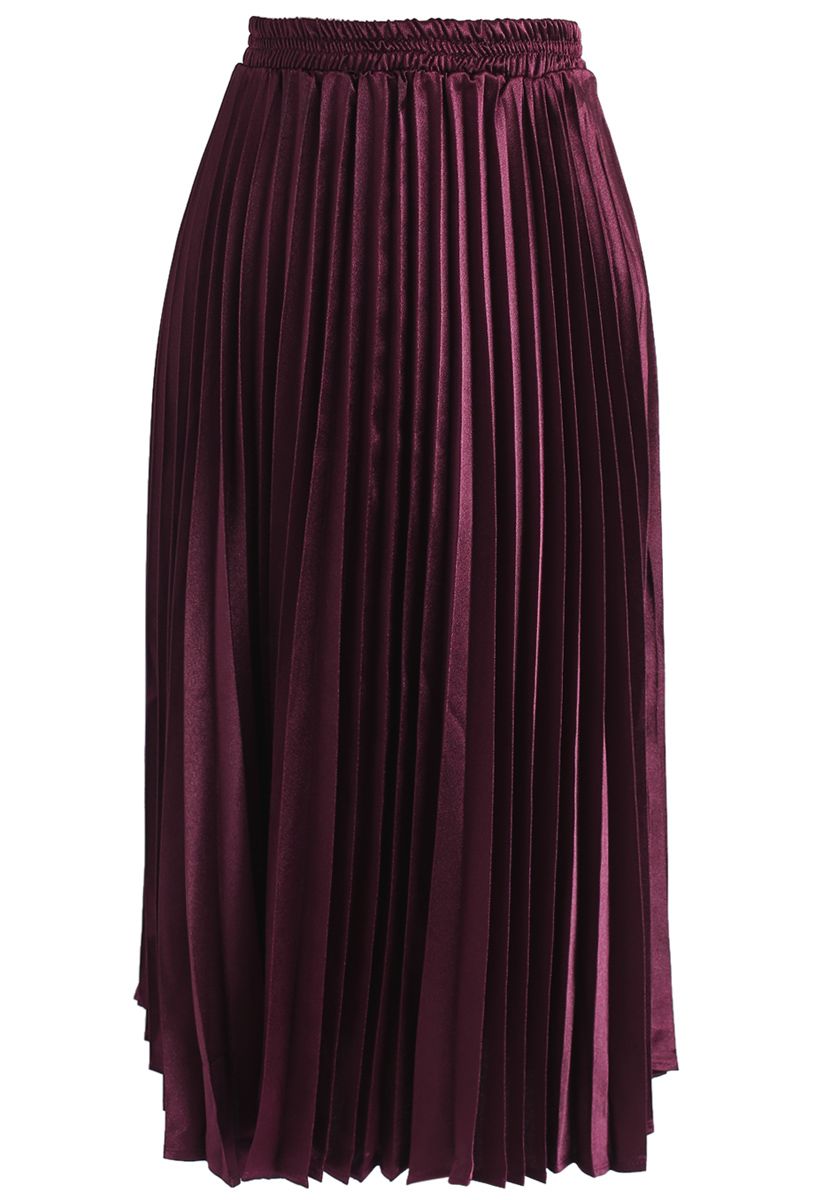 Glam Gloss Pleated A-line Skirt in Wine