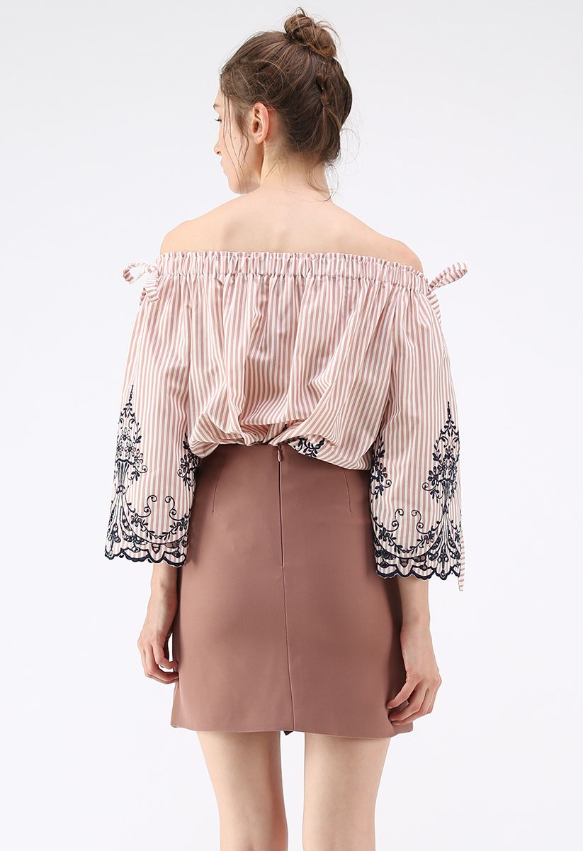 Dual Bowknot Stripes Embroidered Off-Shoulder Top in Pink