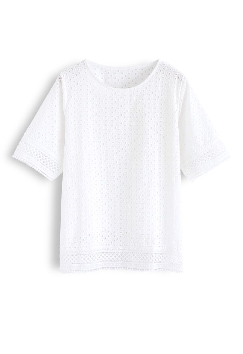 Eyelet Scintilla Embroidered Top in White