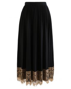 Lacy Raw-Cut Hem Pleated Skirt in Black