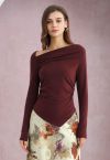 Asymmetrical Neckline Ruched Detail Top in Burgundy